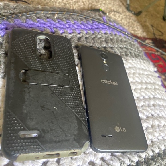 LG - Fortune 3 (LM-x210CM) - Picture 3 of 4